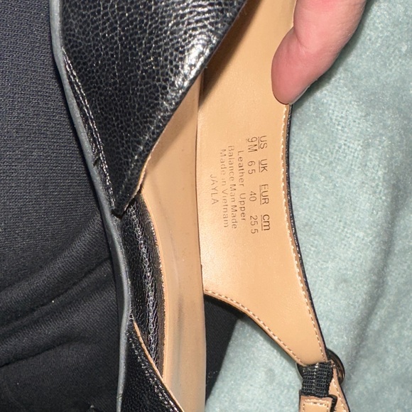 Naturalizer Jayla Black Leather Slingback Heels 9M, NWOB - Picture 3 of 3